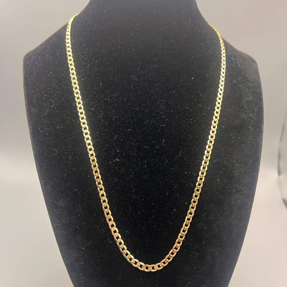 18k gold plated Cuban link chain - Picture 2 of 9